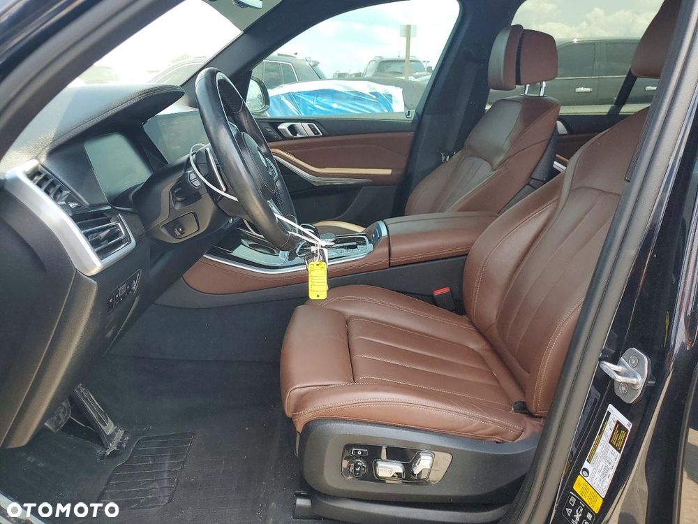 BMW X5 xDrive40i - 8
