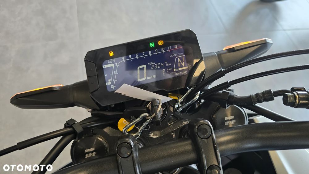 Honda CB - 17