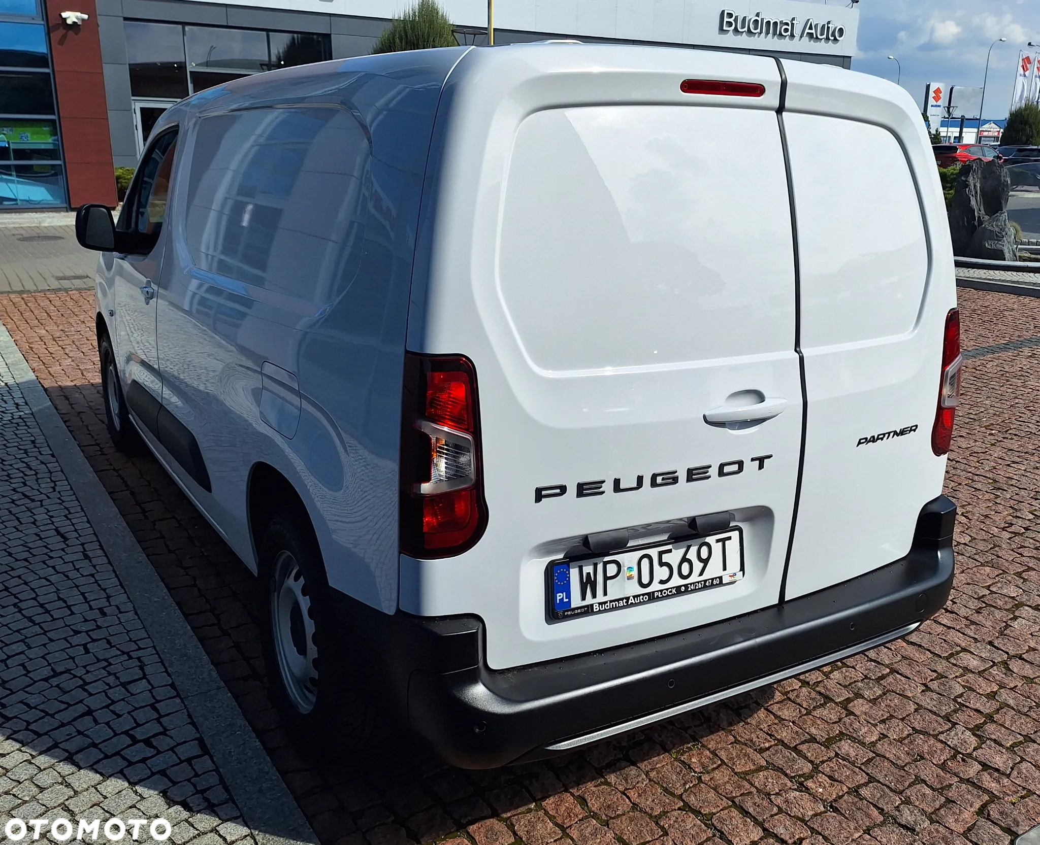 Peugeot Partner Furgon Long 950kg BlueHDi 100 KM S&S M6 - 11