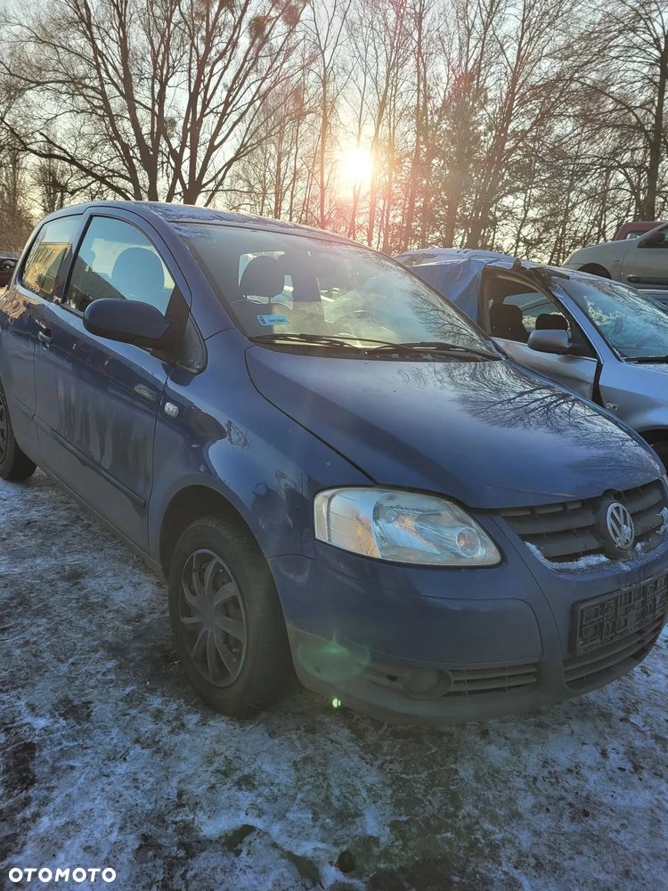Części- Volkswagen fox  Pojemnosc: 1422  Moc: 51 kW  Rok: 2007  Diesel - 2