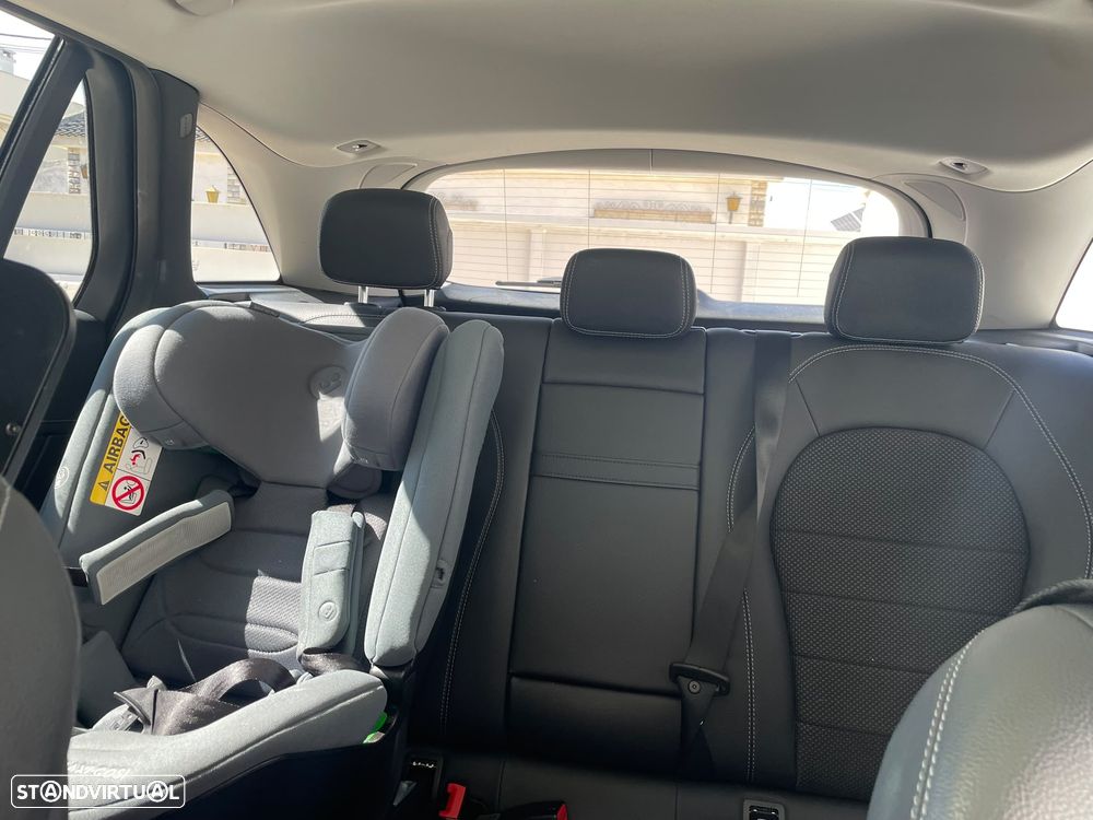 Mercedes-Benz GLC 300 e 4Matic - 3