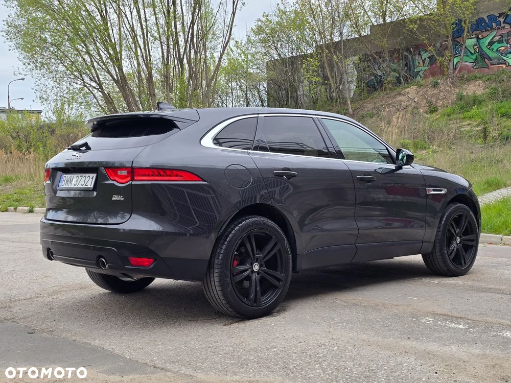 Jaguar F-Pace 30t AWD Prestige - 8