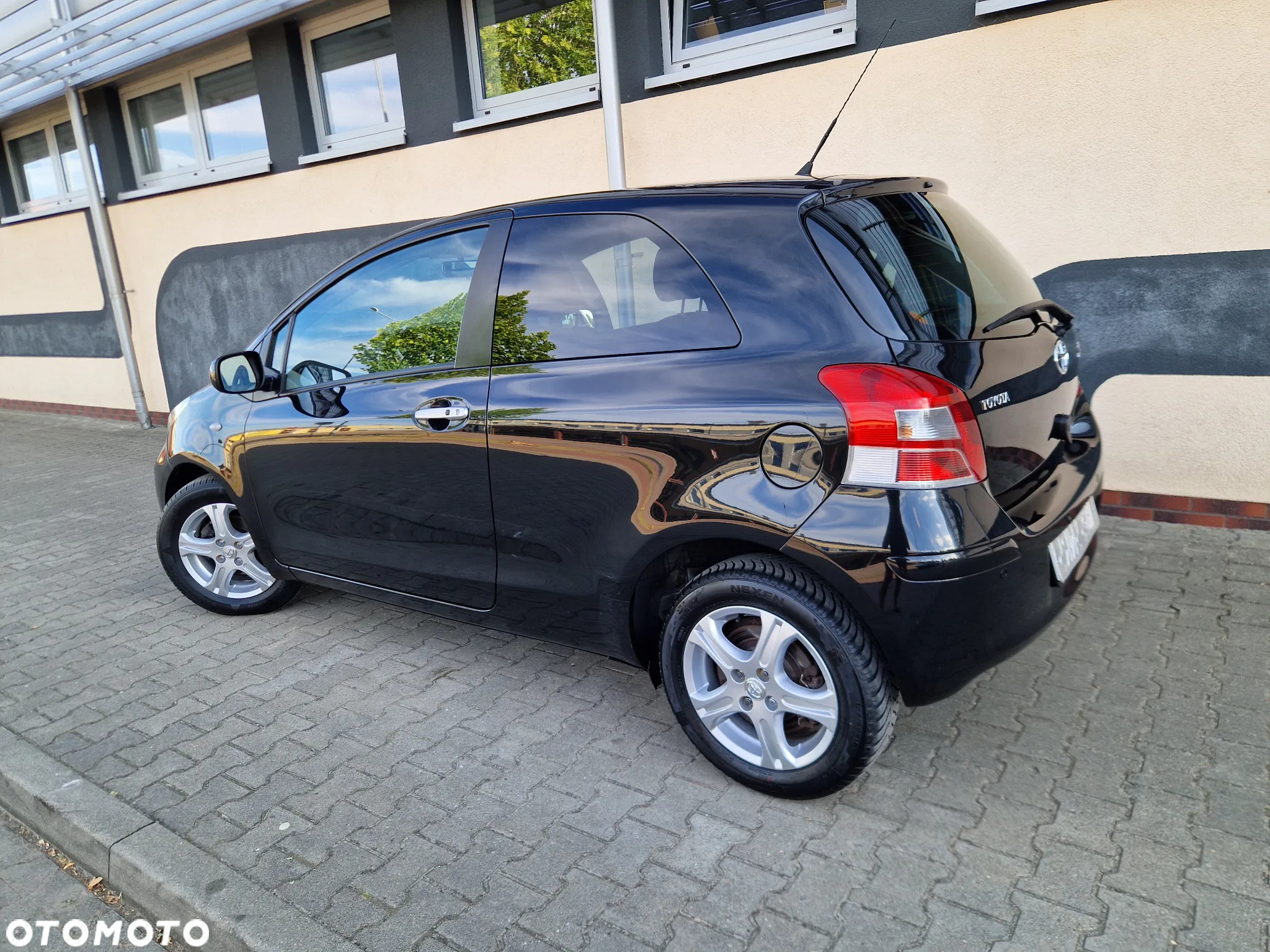 Toyota Yaris 1.33 Dynamic - 10
