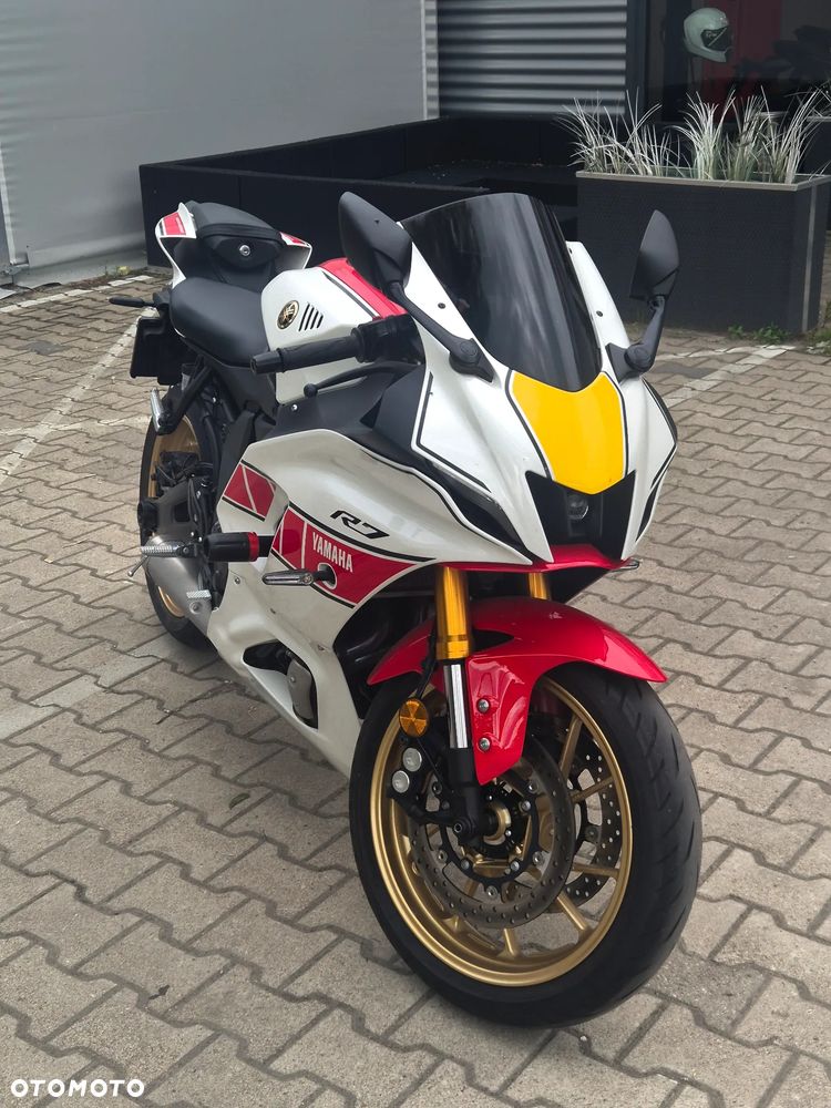 Yamaha R7 - 4