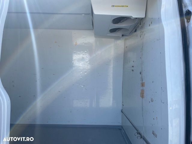 Mercedes-Benz Sprinter - 15