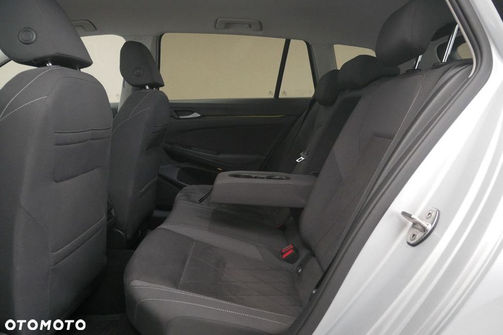 Volkswagen Golf Variant 1.5 eTSI EVO Life DSG - 15