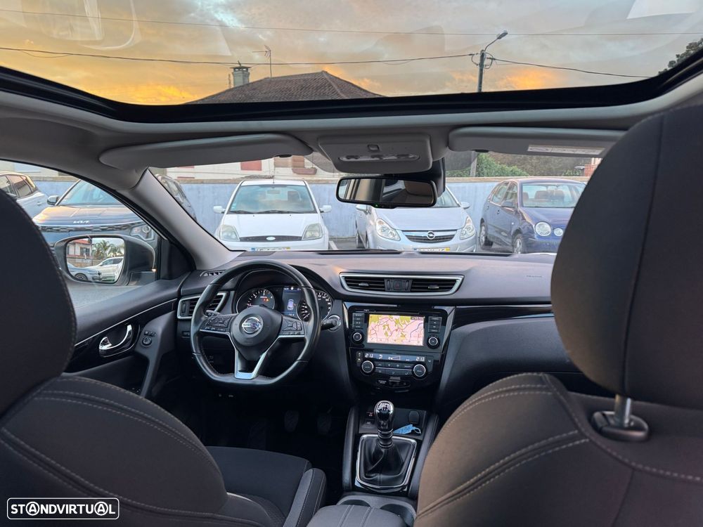 Nissan Qashqai 1.5 dCi N-Connecta J18 - 34