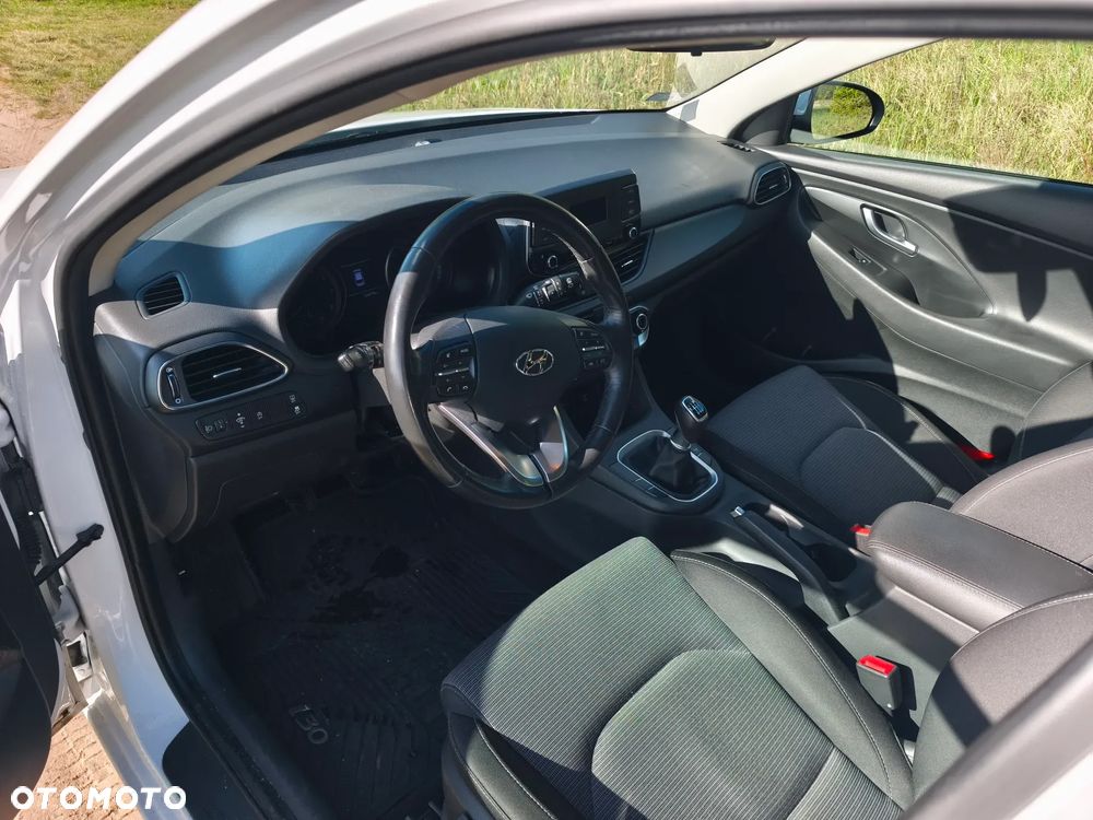 Hyundai i30 1.5 DPI Modern - 7