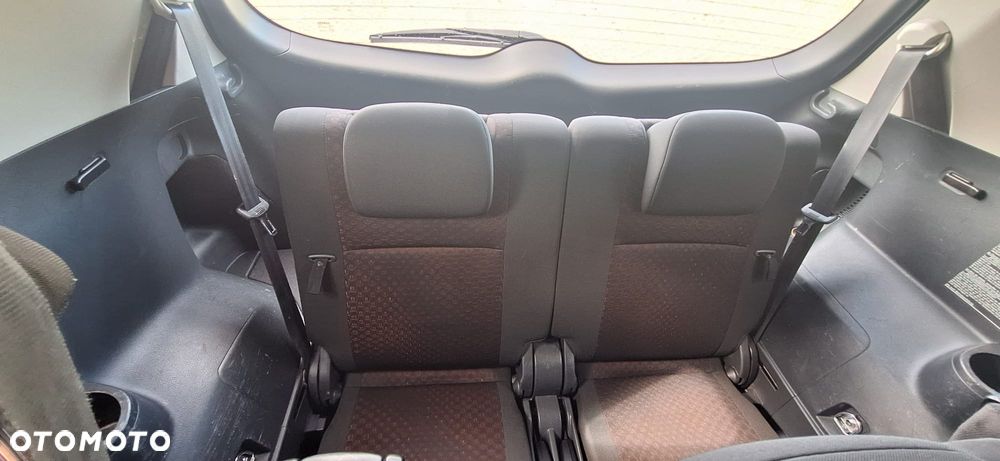 Toyota Verso 2.0 D-4D Premium 7os - 18