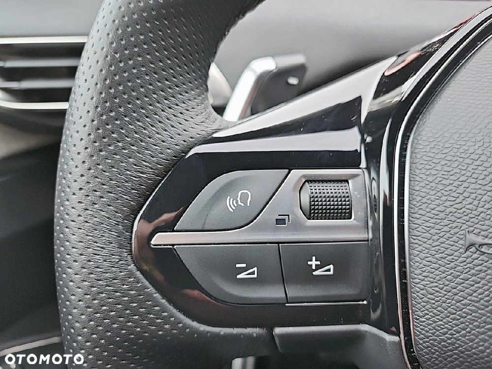 Peugeot 3008 1.2 PureTech GT S&S EAT8 - 19
