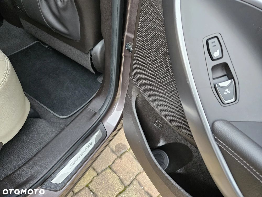 Hyundai Santa Fe blue 2.0 CRDI 4WD Premium - 17