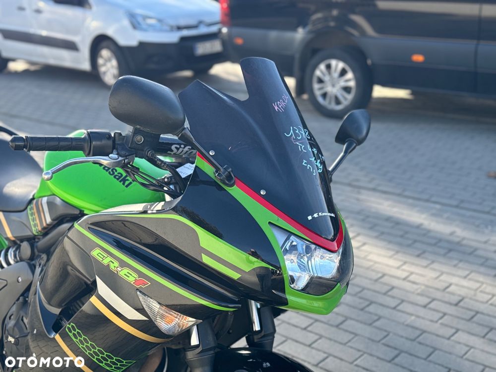 Kawasaki ER - 13