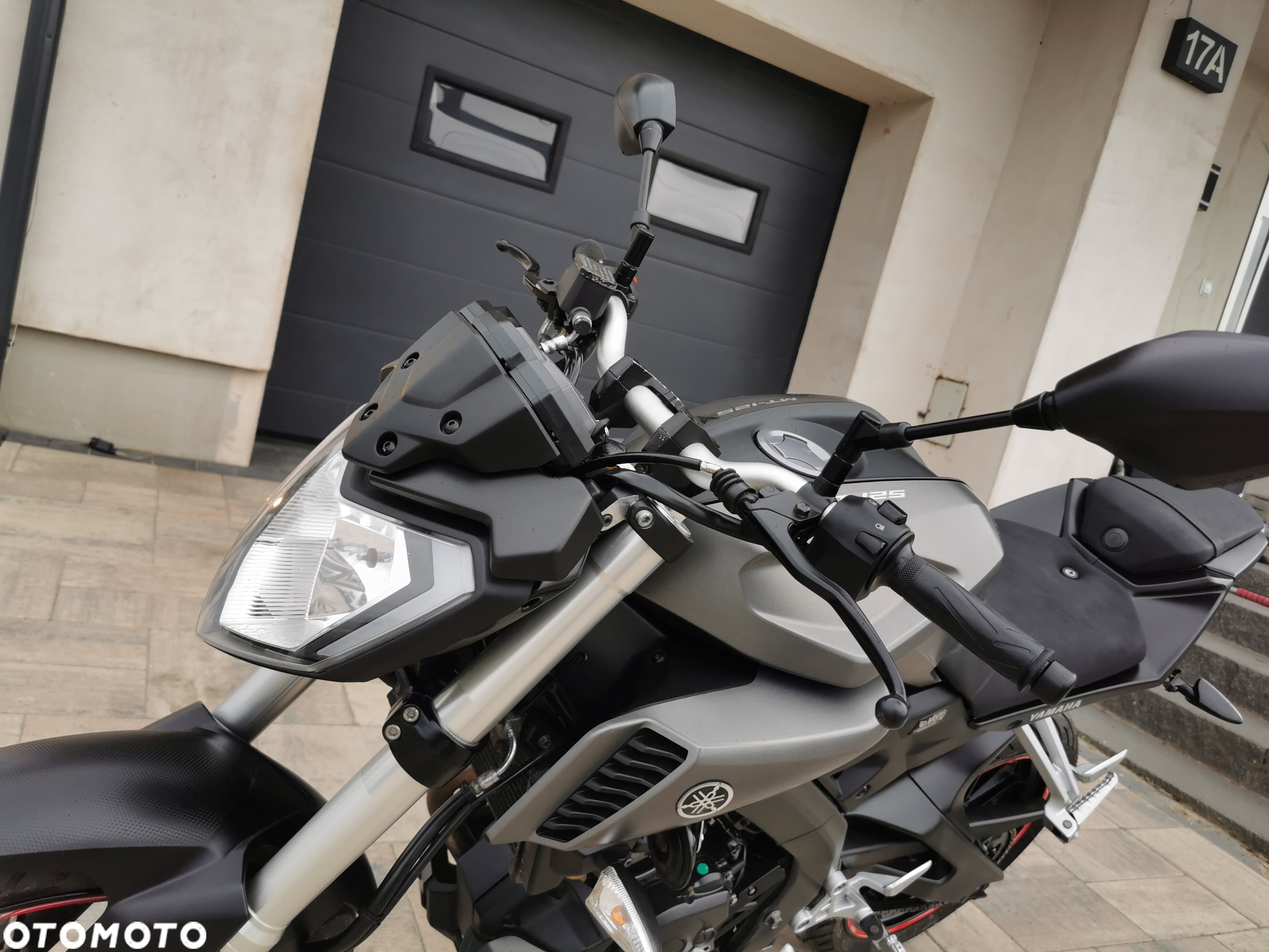 Yamaha MT - 11