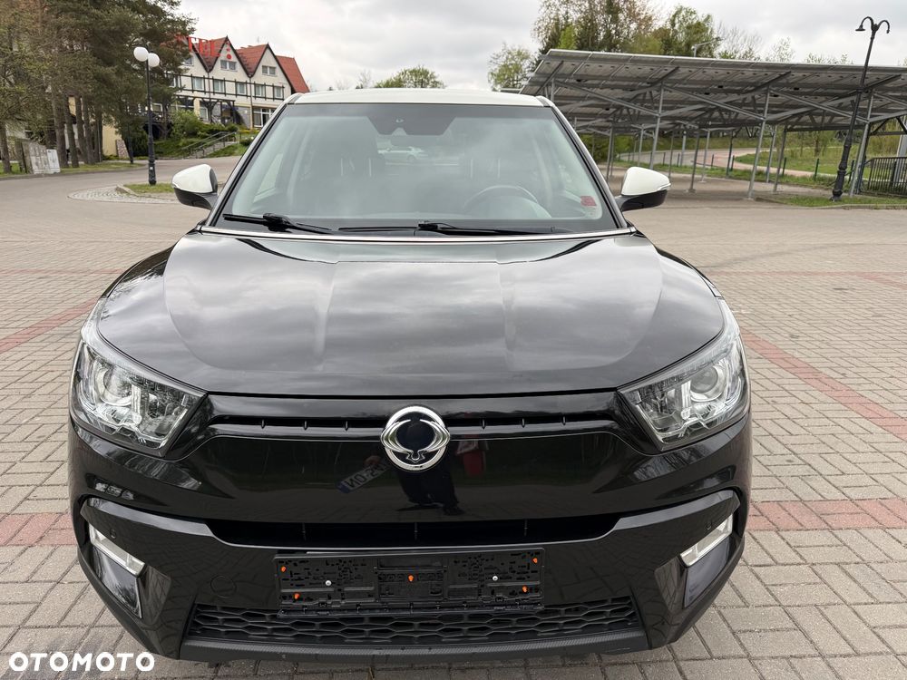 SsangYong/KGM Tivoli e-XGi 160 2WD Black+White - 7