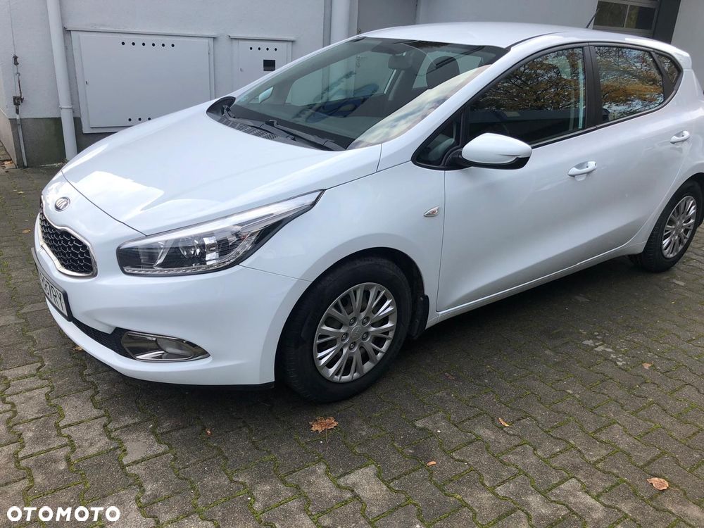 Kia Ceed - 7