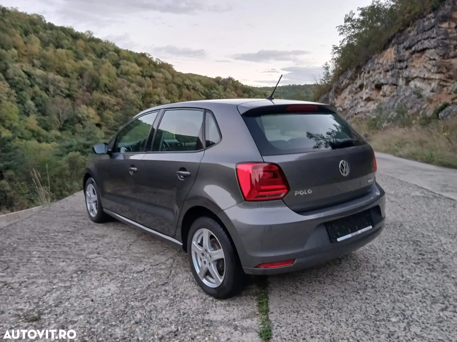 Volkswagen Polo 1.0 Blue Motion Technology FRESH - 3