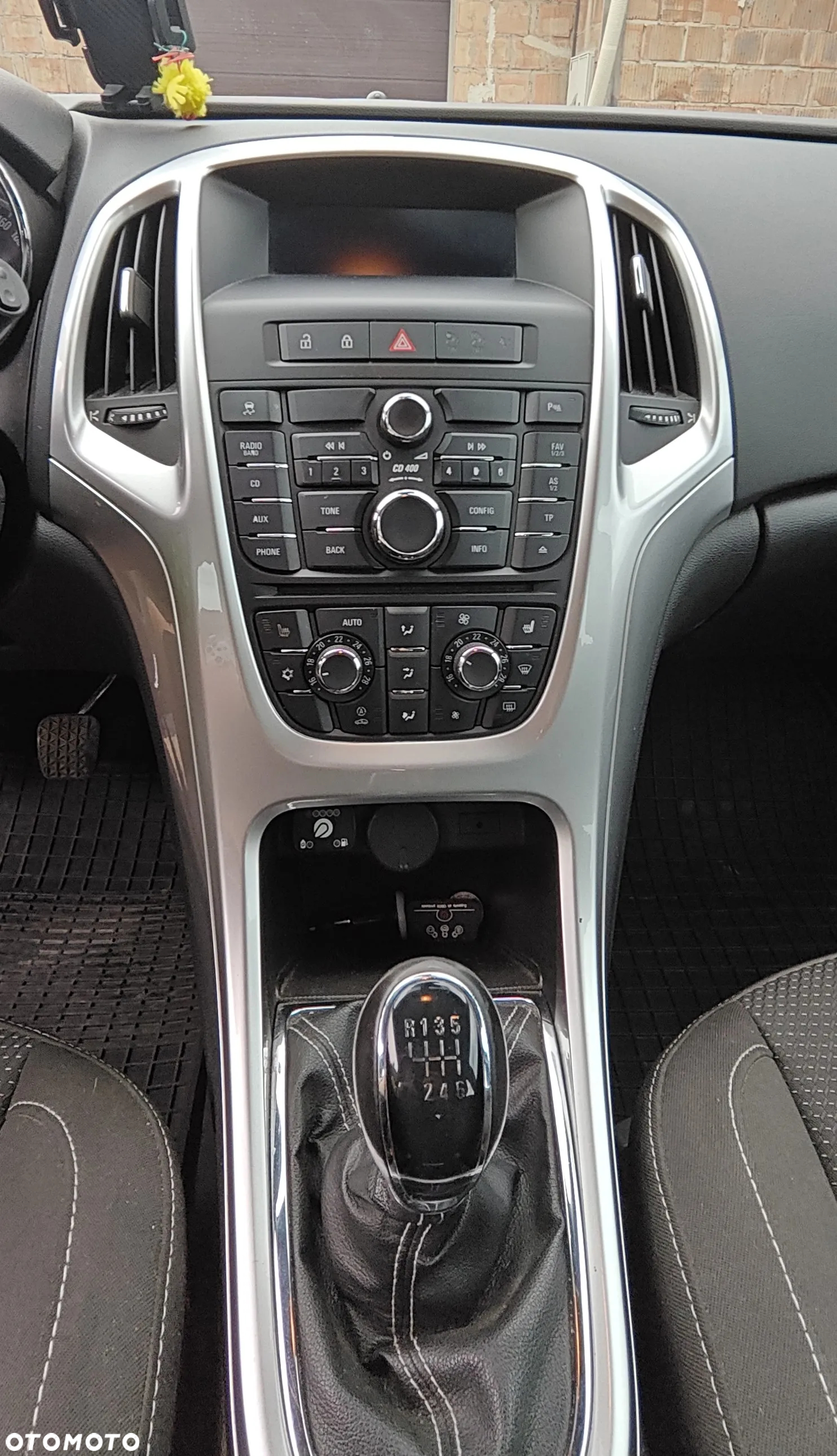 Opel Astra IV 1.4 T Cosmo - 12