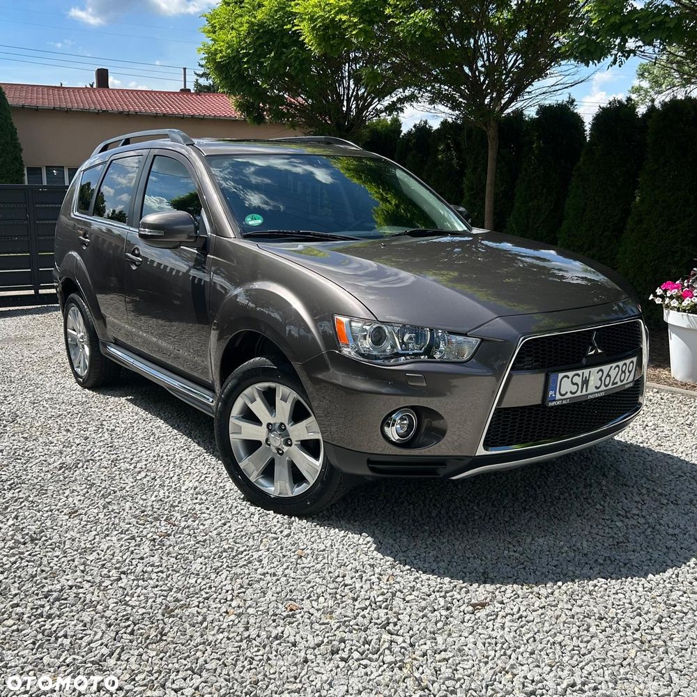 Mitsubishi Outlander 2.0 2WD CVT Diamant Edition+ - 1