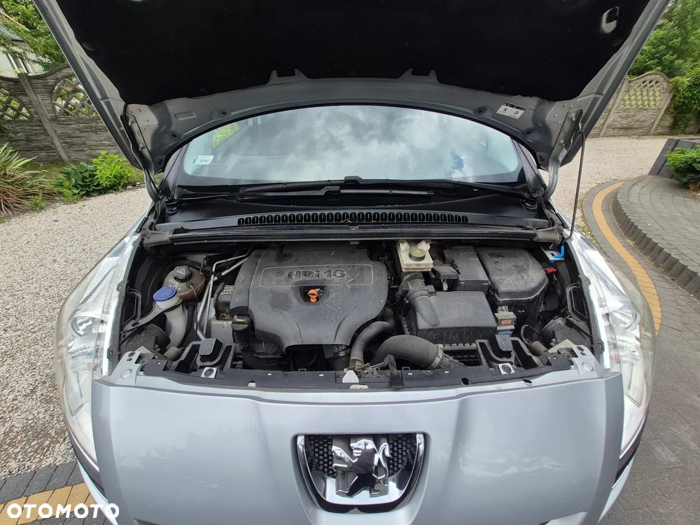 Peugeot 5008 HDI FAP 150 Family Plus - 19