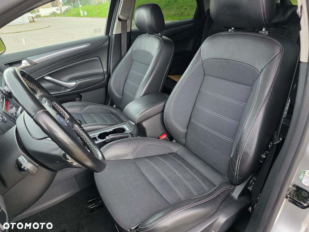 Ford Mondeo 2.0 TDCI Champions Edition - 6