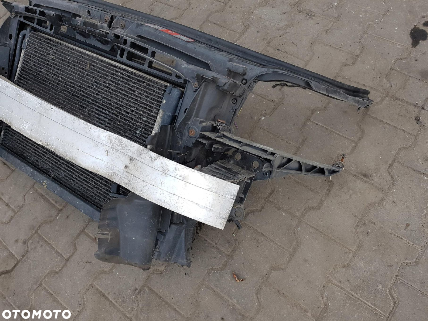 AUDI A3 8P 04-07r 1.9 TDI PAS PRZEDNI CHŁODNICE - 5