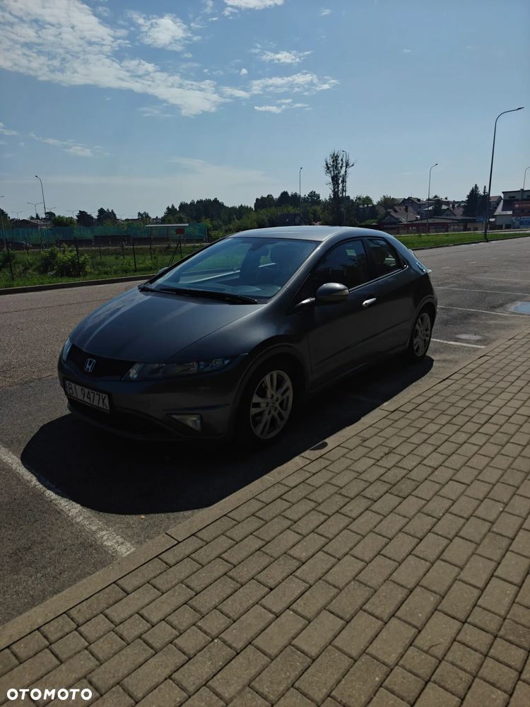 Honda Civic 1.8 Sport - 8