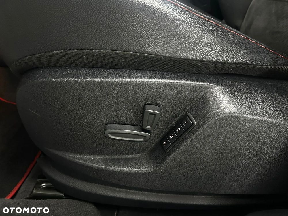 Ford S-Max 2.0 TDCi DPF Titanium X - 15