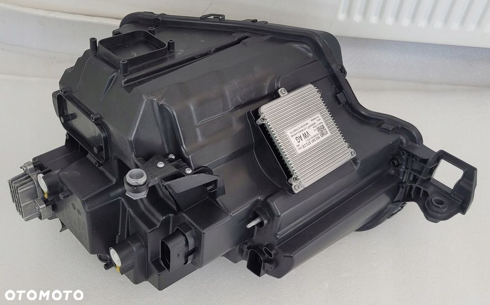 LAMPA PRAWA SKODA KAROQ LIFT ,, CRYSTAL LIGHTING,, 2021- 57B941036 - 12