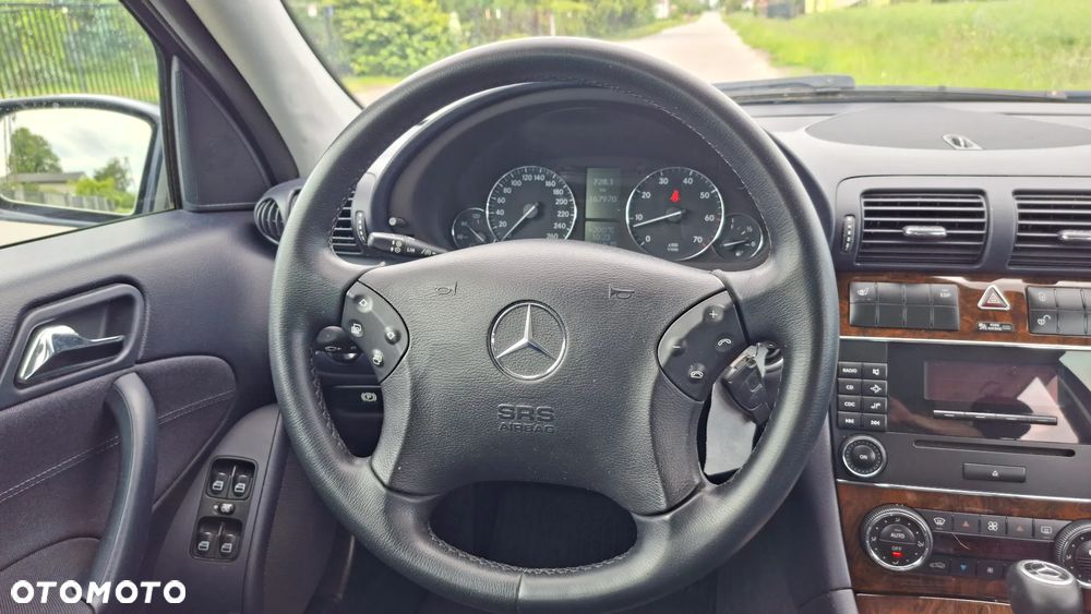 Mercedes-Benz Klasa C - 29