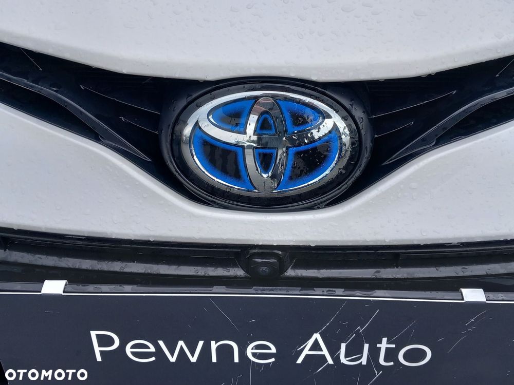 Toyota Camry - 11