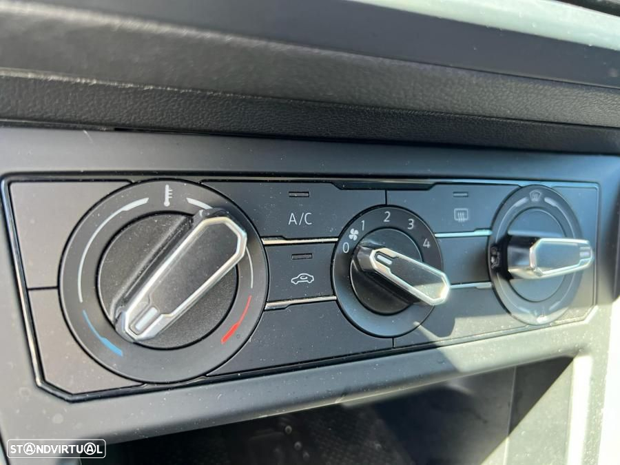 VW Polo 1.6 TDI Confortline - 12
