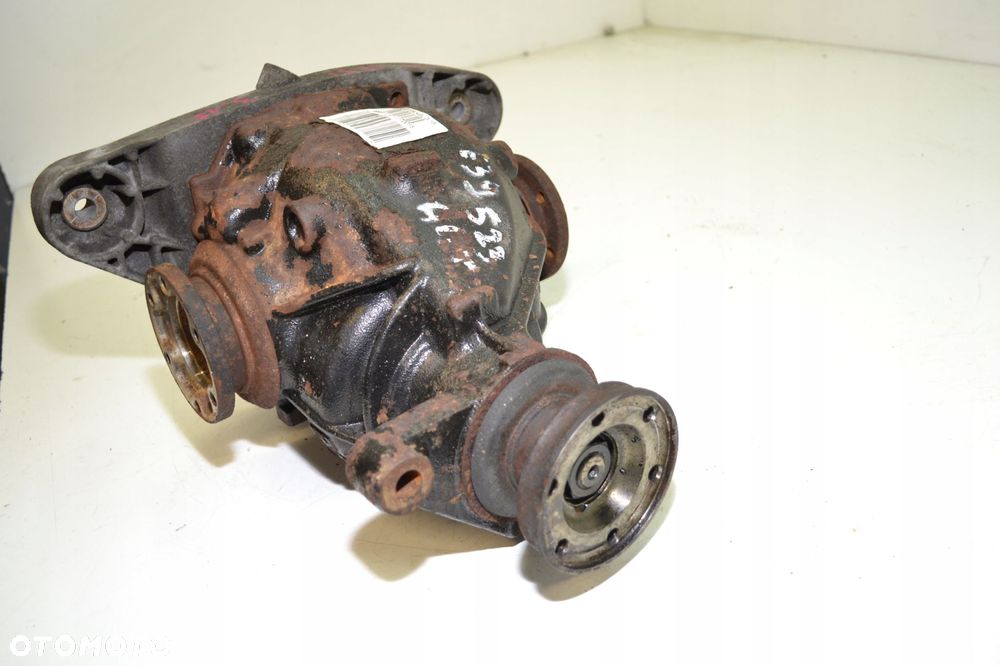 Most dyfer tył tylny BMW 5 e39 523i 525i 1428498 3.15 - 3