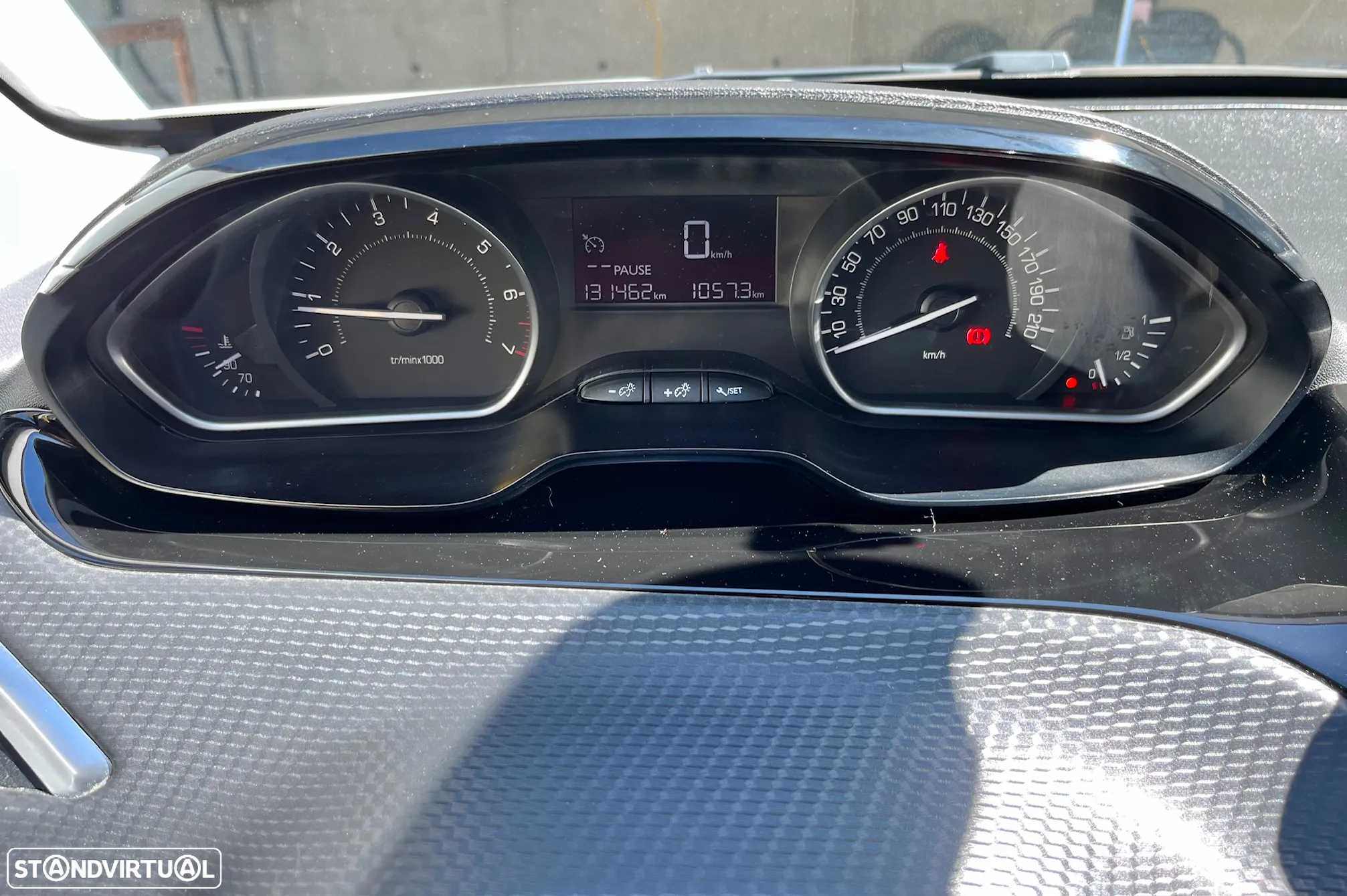 Peugeot 2008 1.2 PureTech Style - 11