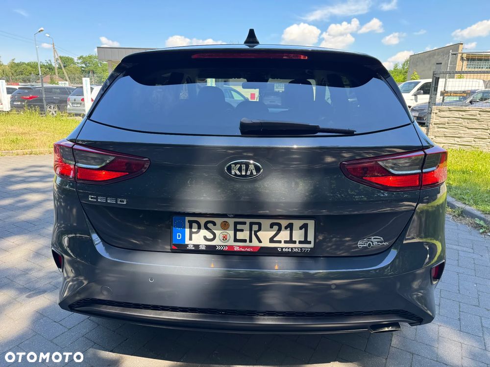Kia Ceed - 19