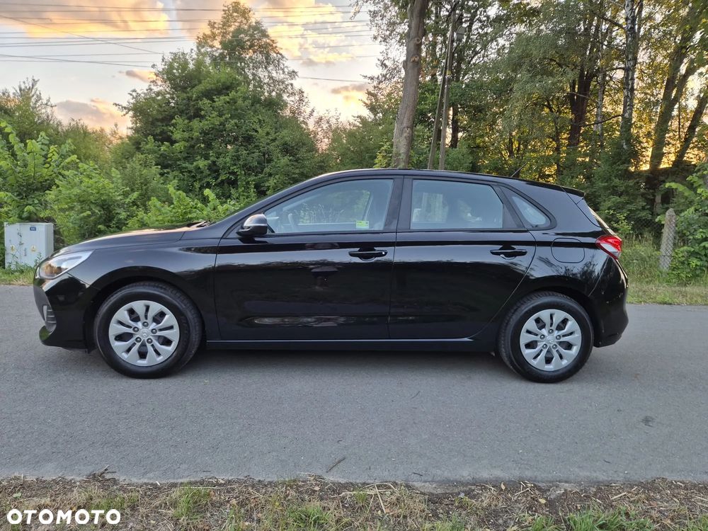 Hyundai i30 1.4 Classic + - 6