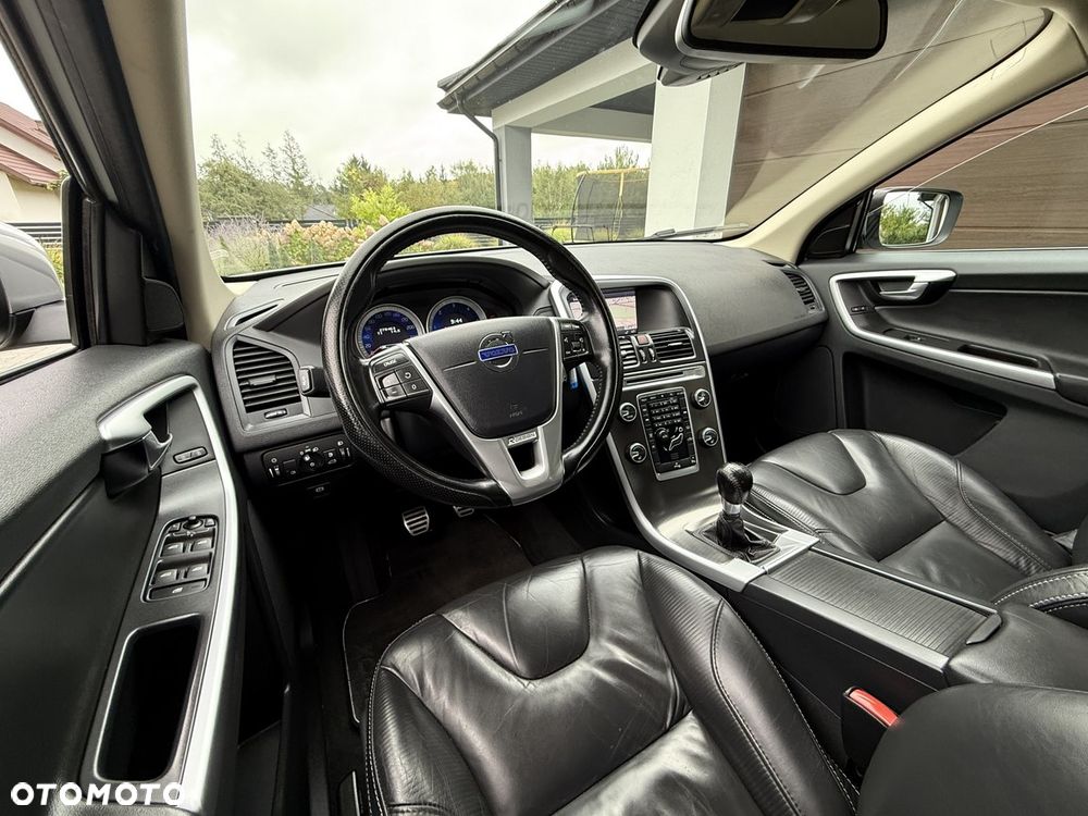 Volvo XC 60 DRIVe R Design - 16