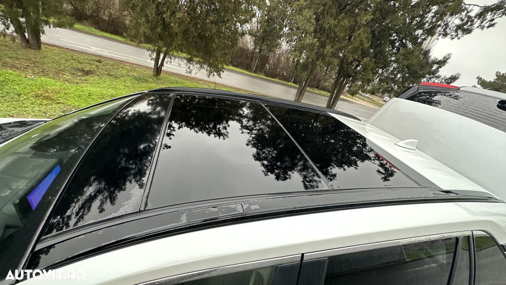 Toyota RAV4 2.5 VVT-iE 4x4 Luxury Premium - 12