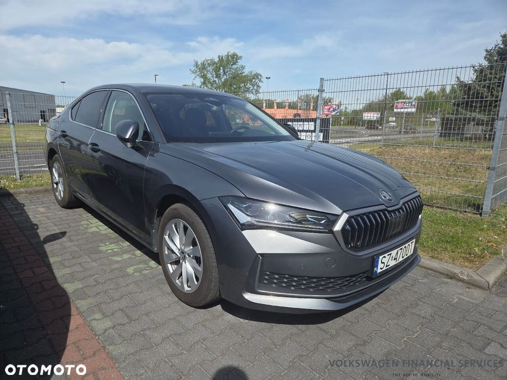 Skoda Superb 1.5 TSI mHEV Selection DSG - 2