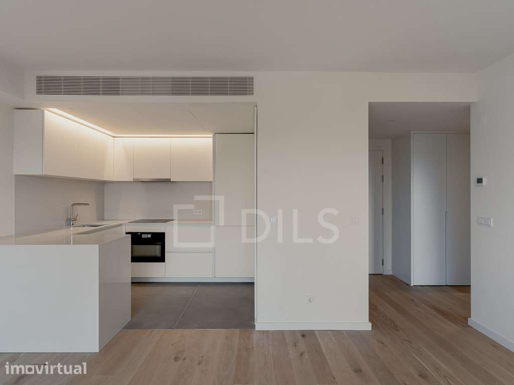 Apartamento T1, novo, nas Avenidas Novas, com estacionamento e arre... - Grande imagem: 3/14