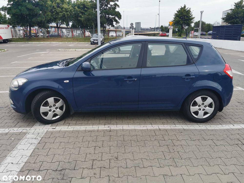 Kia Ceed - 2