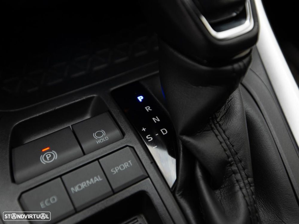 Toyota RAV4 2.5 HDF Square Collection - 16