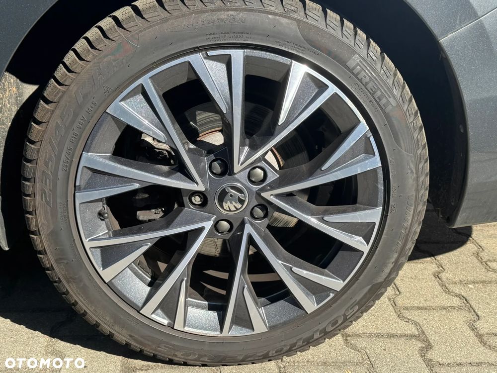 Skoda Superb 2.0 TDI SCR 4x4 L&K DSG - 15