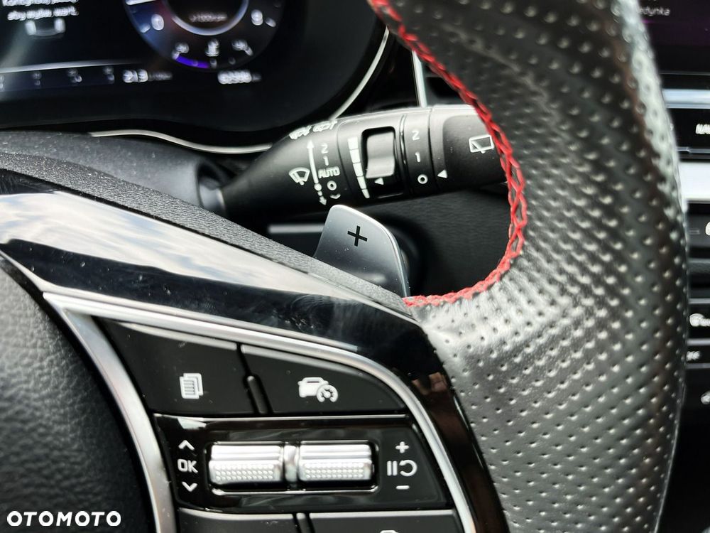 Kia ProCeed 1.6 T-GDI DCT7 OPF GT - 17