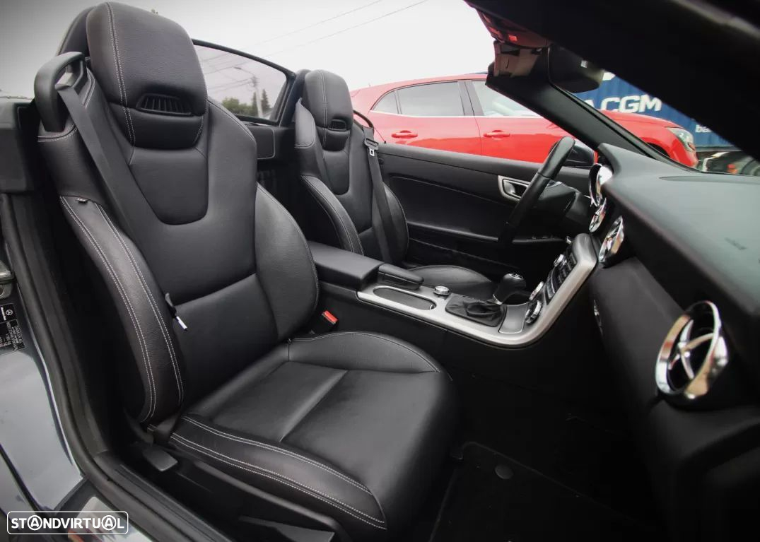 Mercedes-Benz SLK 200 - 12
