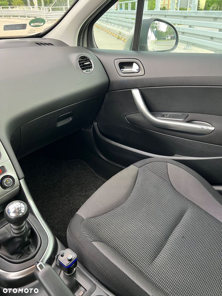 Peugeot 308 - 12