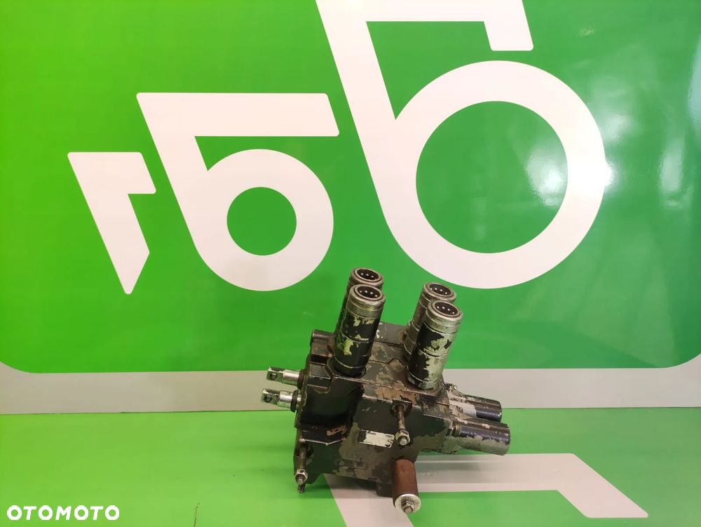 Rozdzielacz 1525503796 Rexroth Deutz-fahr K100 Agrotron - 5