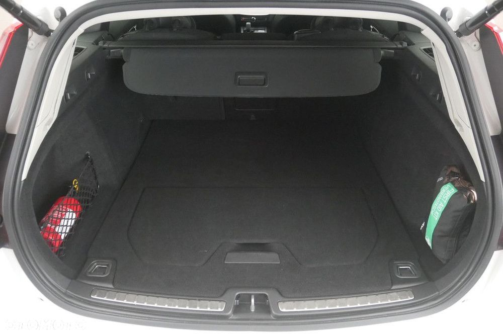 Volvo V60 - 16
