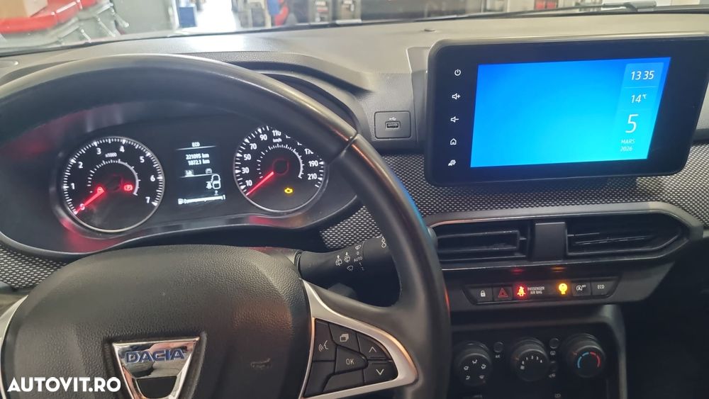 Dacia Jogger TCe 110 (7-Sitzer) Comfort - 7