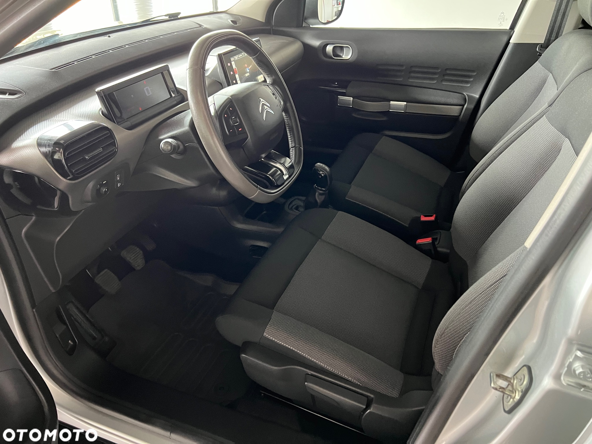 Citroën C4 Cactus - 10