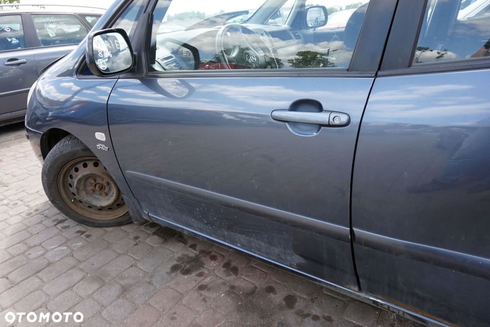 DRZWI PRZEDNIE LEWE COROLLA VERSO I E12 8N6  SZARY TOYOTA 2001-2004 - 2